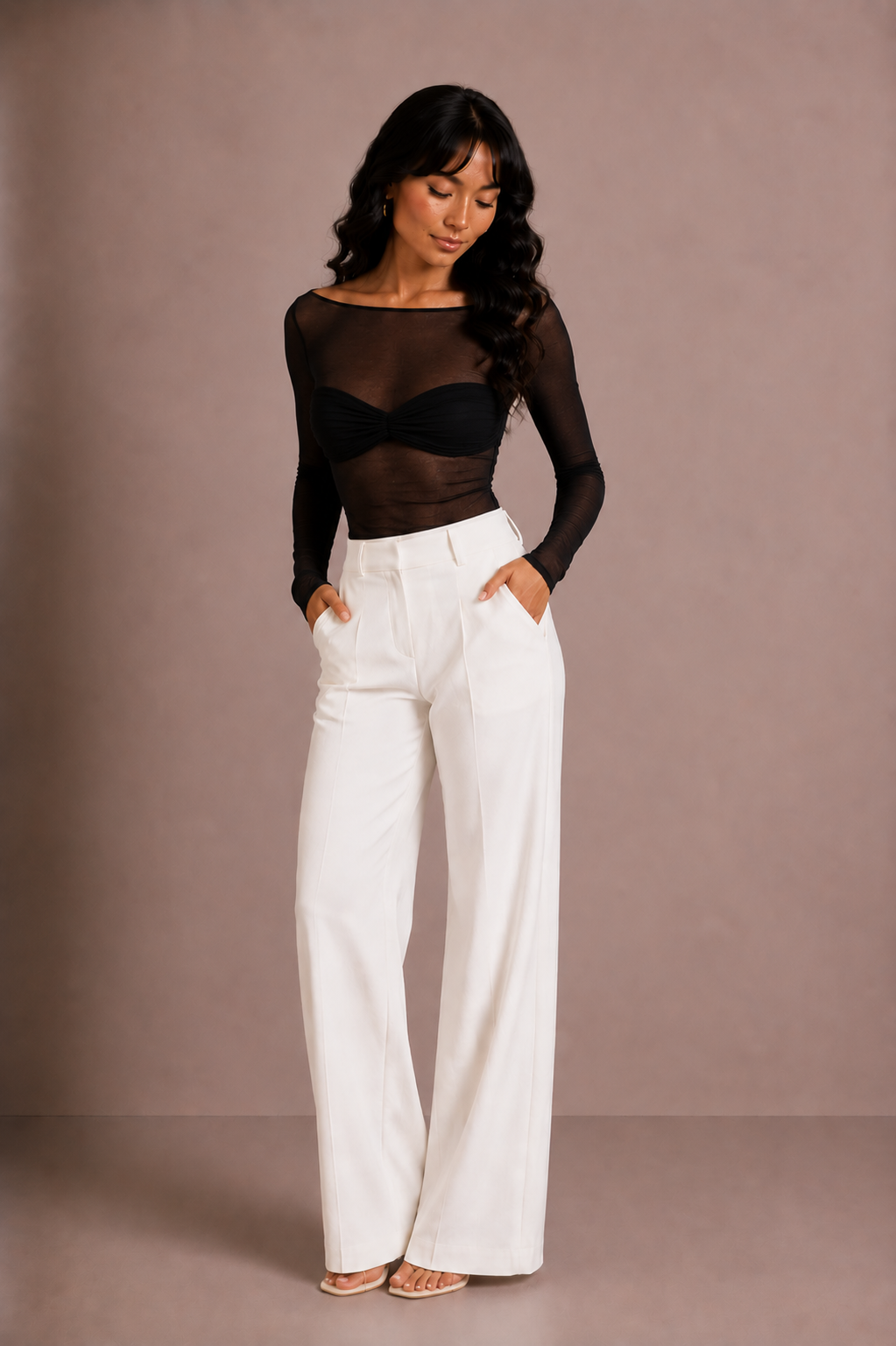 Lunoria | Off-Shoulder Crop Top met Ruches en Zomerse Uitstraling