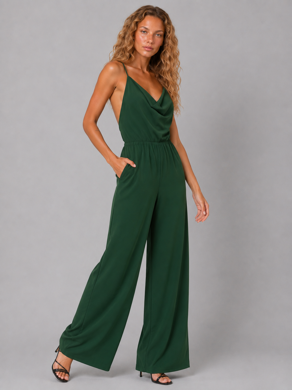 Lunoria | Mouwloze Jumpsuit met V-Hals en Wijde Pijpen