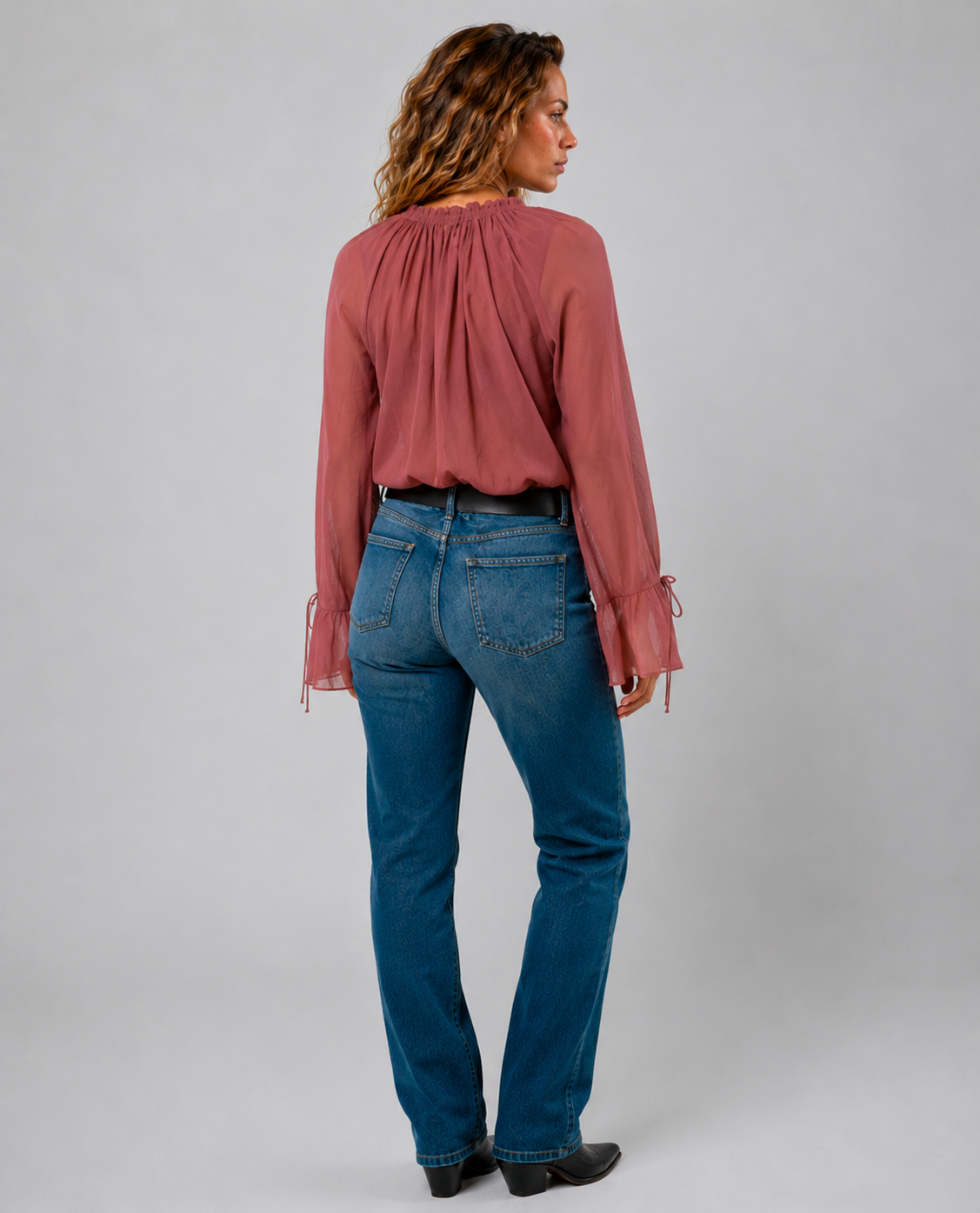 Lunoria | Transparante Volantblouse in Bruin