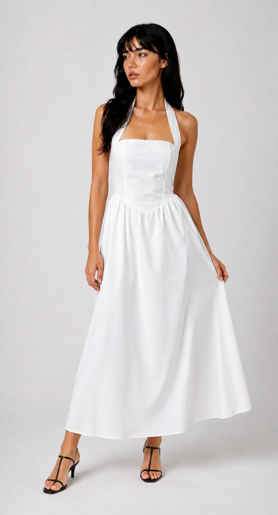 Lunoria | Halter Maxi Jurk met Open Rug en Vloeiende Pasvorm