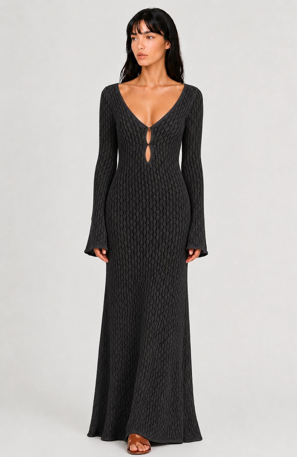 Lunoria | Gehaakte Maxi Jurk met V-Hals en Bell Sleeves