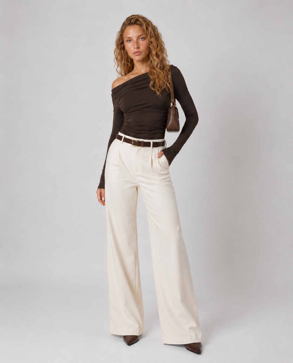Lunoria | Off-Shoulder Top met Gedrapeerde Pasvorm