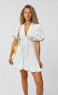 Lunoria | Witte Zomerjurk met Geborduurde Details